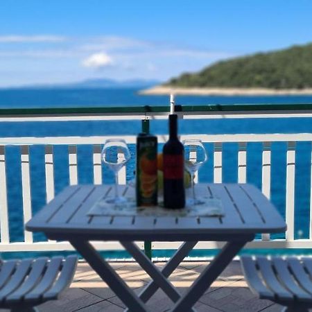 Apartments Ana I Ante Милна Екстериор снимка