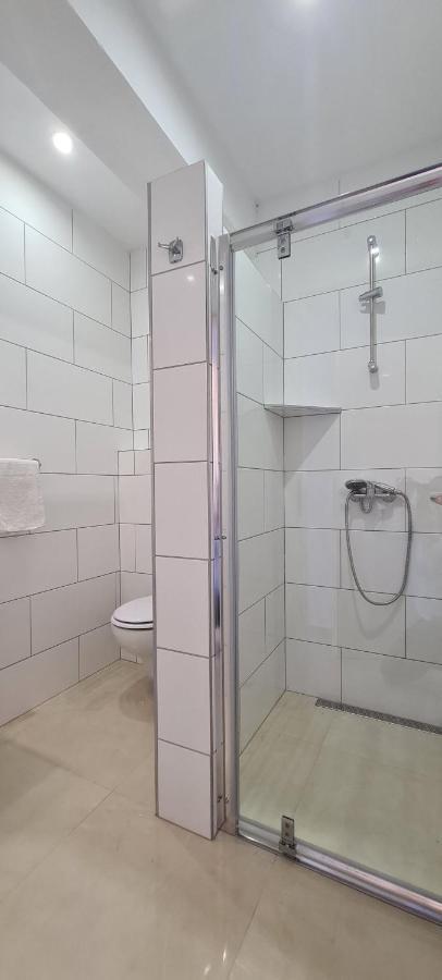 Apartments Ana I Ante Милна Екстериор снимка